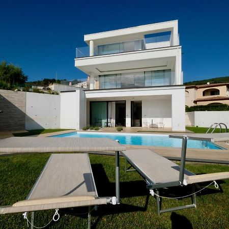 Villa Almata Lu Lioni Bagian luar foto