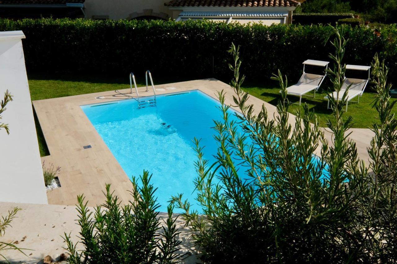 Villa Almata Lu Lioni Bagian luar foto