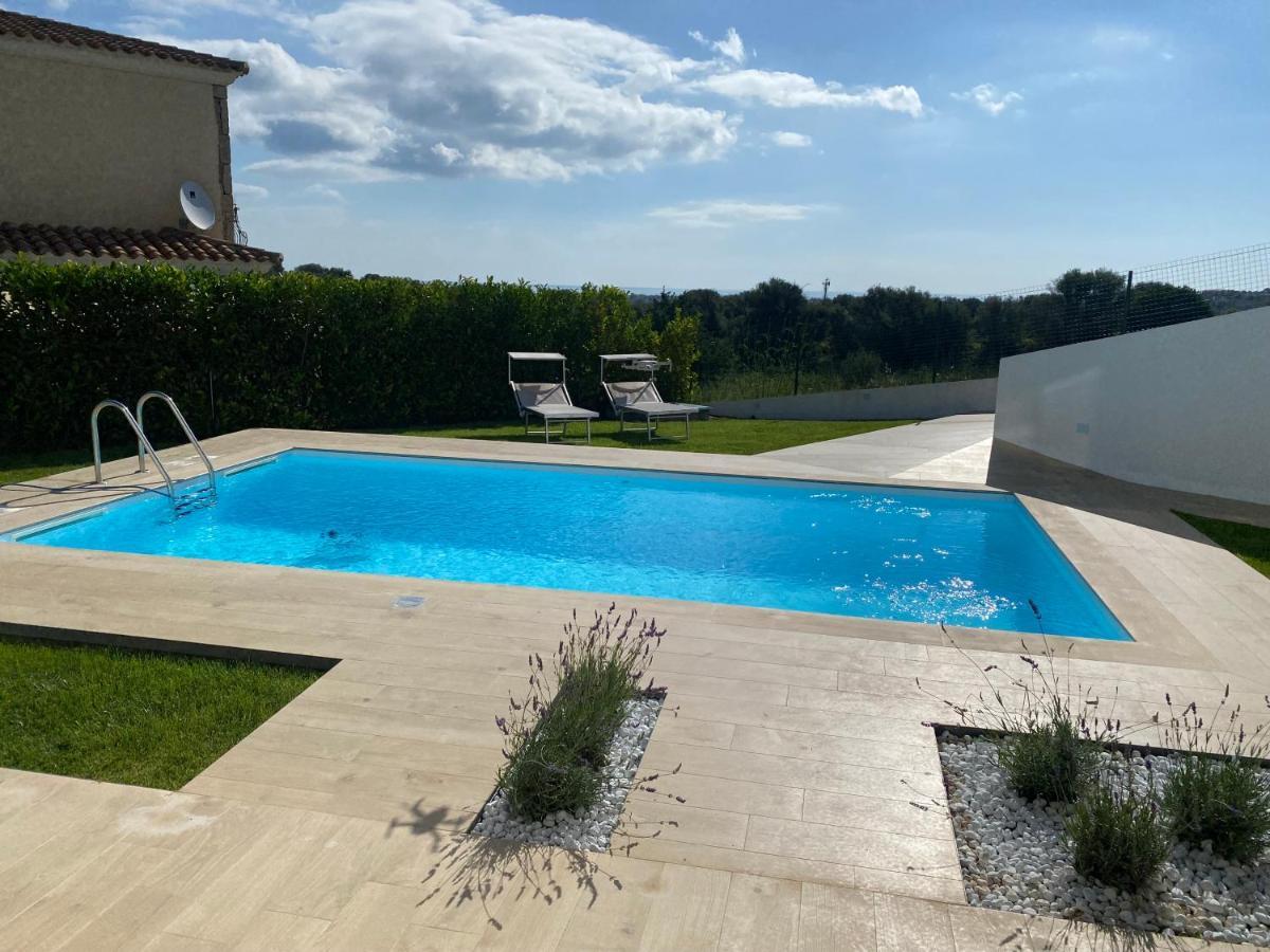 Villa Almata Lu Lioni Bagian luar foto